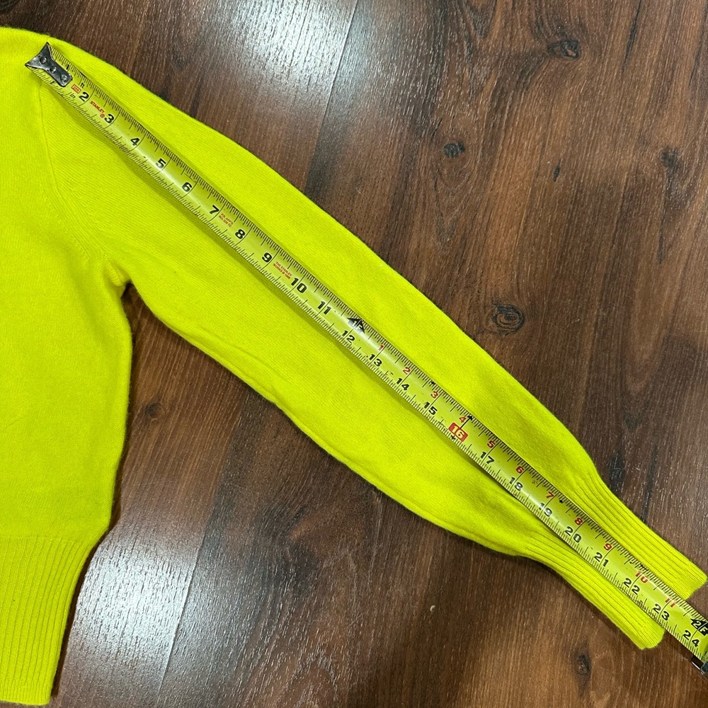 J. Crew Cropped 100% cashmere crew-neck sweater Size M Lemon Sorbet color - Picture 6 of 10